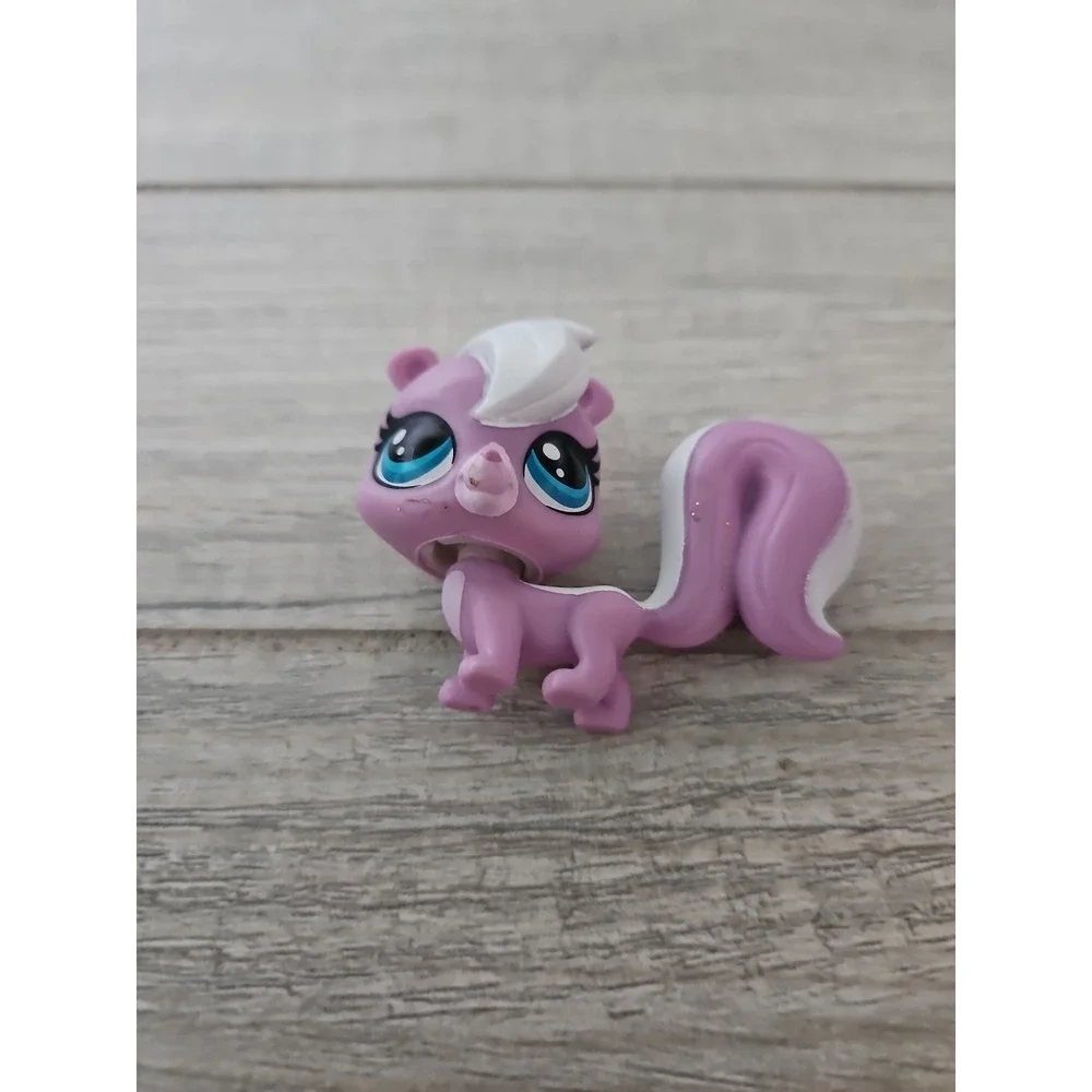 Littlest Pet Shop species skunk